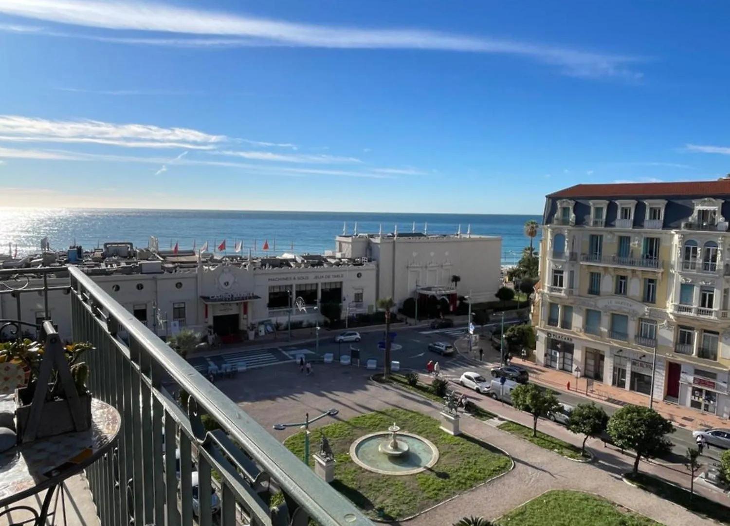Apartment Menton Centre Vue Imprenable Sur Mer Et Jardin Bioves France