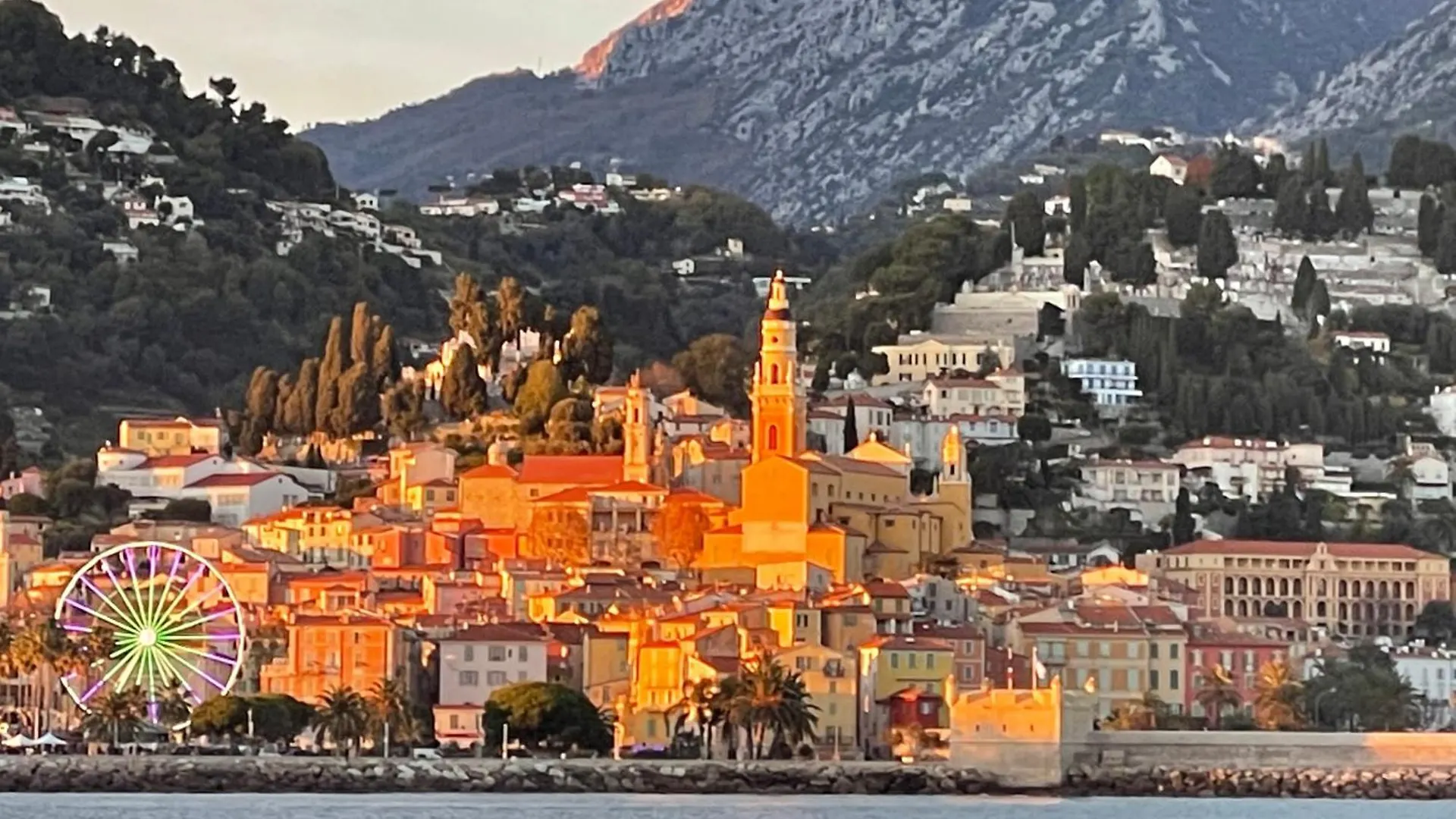 Menton Centre Vue Imprenable Sur Mer Et Jardin Bioves location