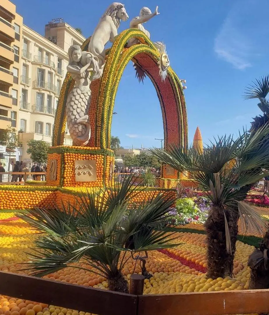 Apartment Menton Centre Vue Imprenable Sur Mer Et Jardin Bioves